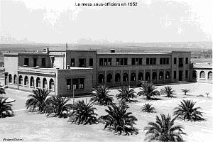 122 - AERODROMES ET BASES 1945-1962-1-ORAN LA SENIA BA 141 (61)